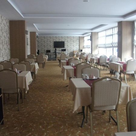 Akdamar Hotel Van Exterior photo